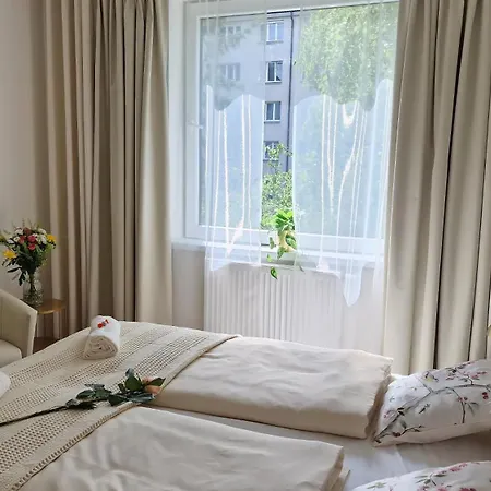 Apartment Golden Nest *