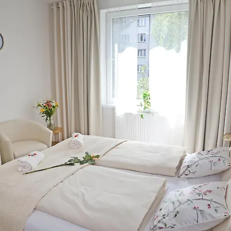 Apartment Golden Nest